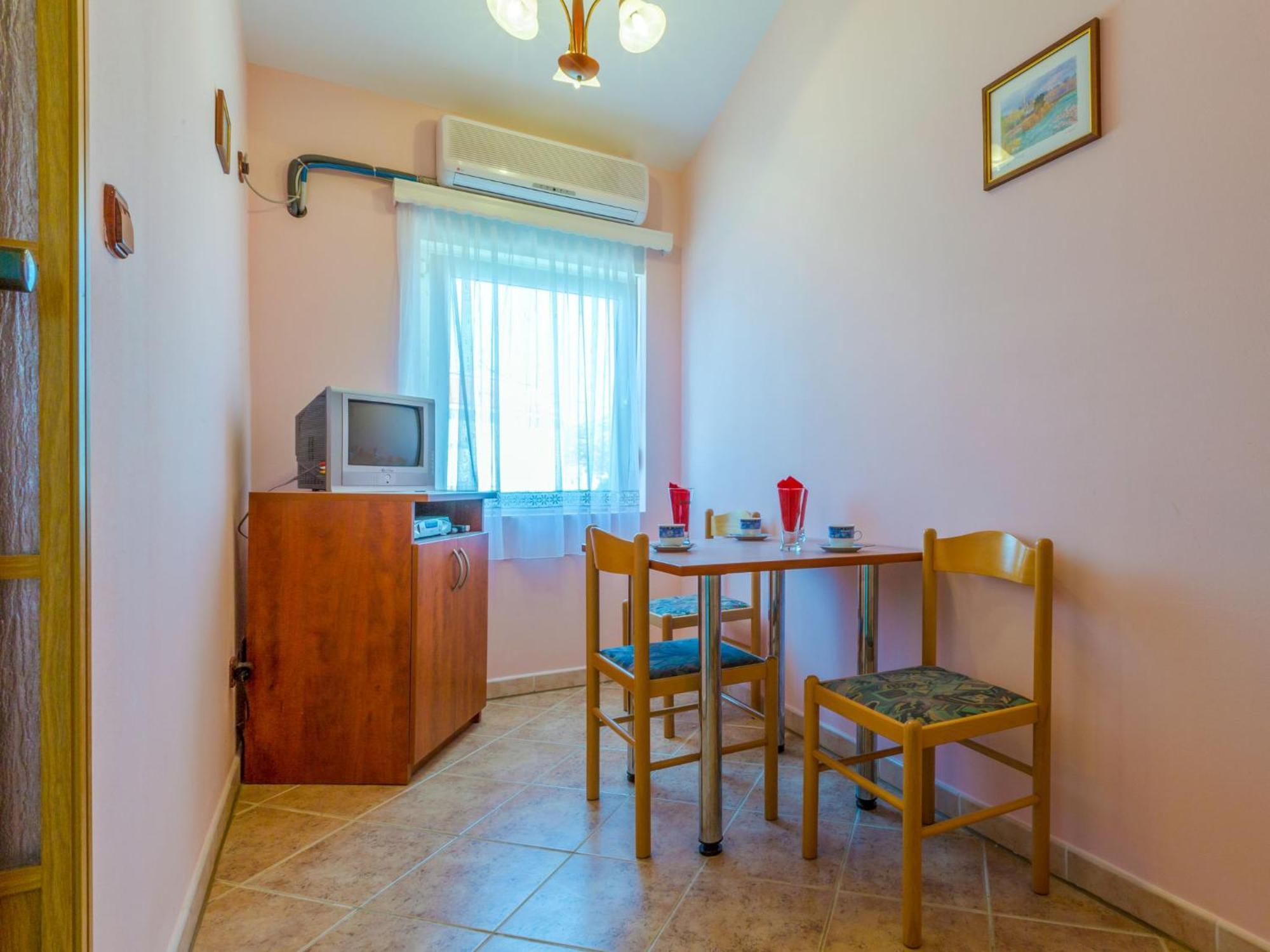 Delfin-7 By Interhome Apartment Cesarica
